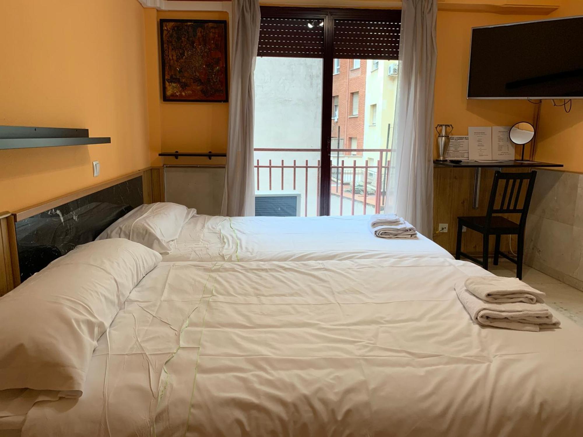 Apartamentos Y Estudios Torr En Madrid - Chamartin Con Wifi Gratis — Photos 2
